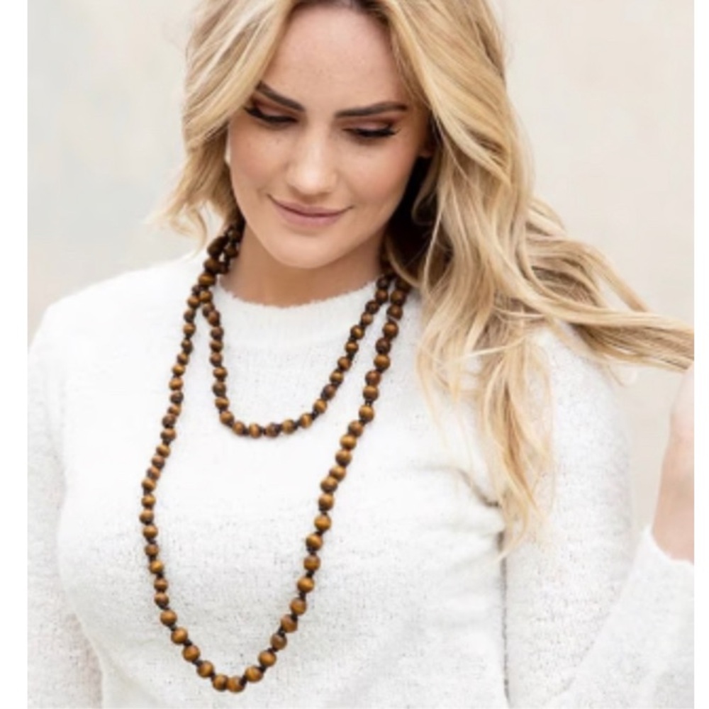 NWOT Plunder Women’s Design Wood Bead Necklace, Chic Casual Boho Fashion, Long